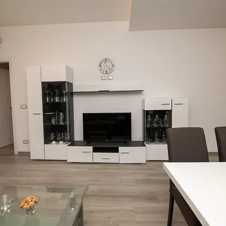 Imperial Deluxe Apartment Merano